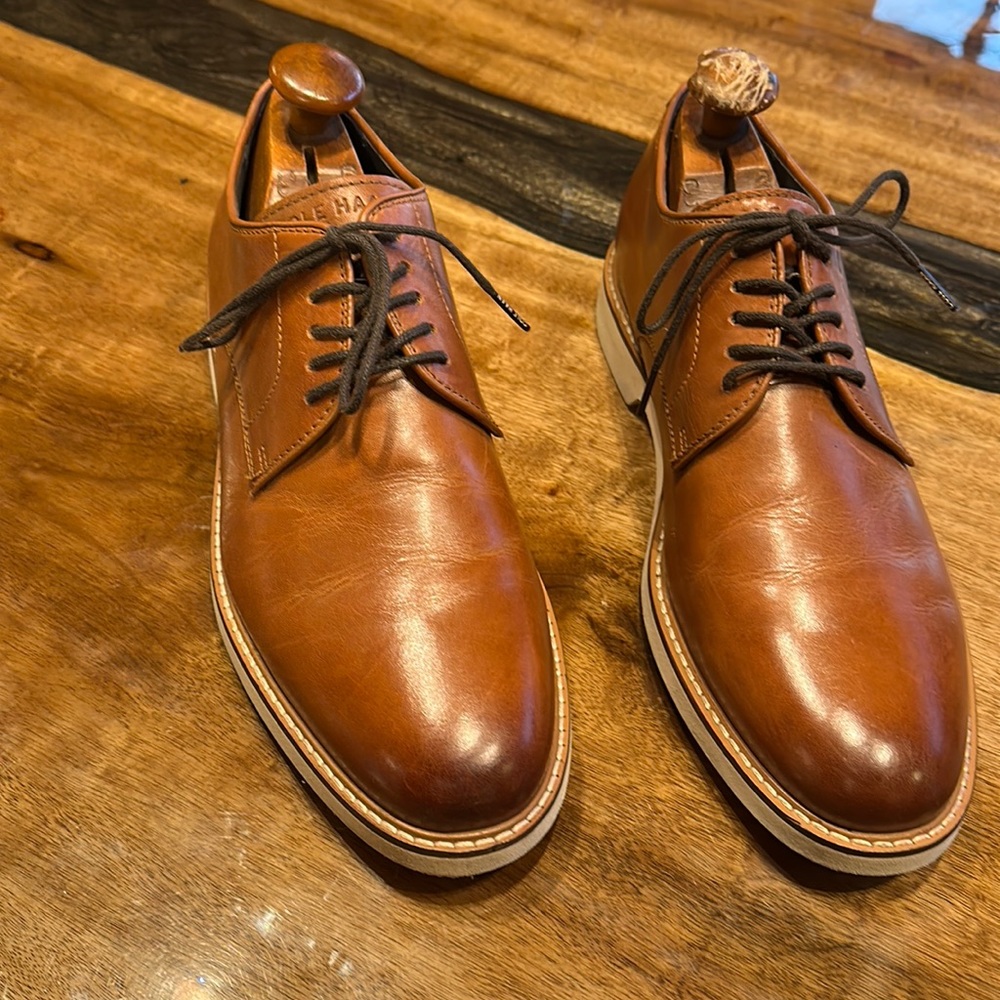 Cole Haan Grand Ambition Postman Oxford 9 1/2 in British Tan